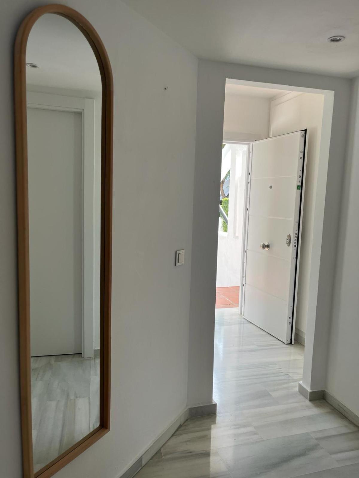 Newly Refurbished Townhouse Naranjos, Puerto Banus *