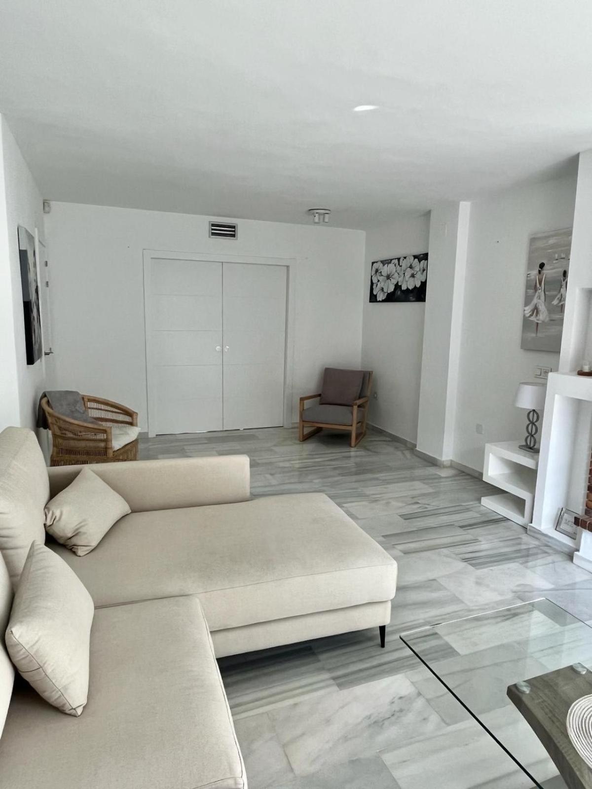 Newly Refurbished Townhouse Naranjos, Puerto Banus Marbella